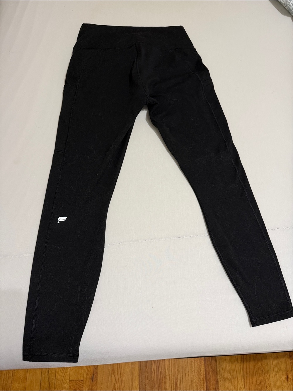 Fabletics Black Women’s Performance Leggings (w/ side pockets)
